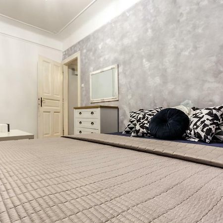 Apartment On Sharanevycha Lviv Dış mekan fotoğraf