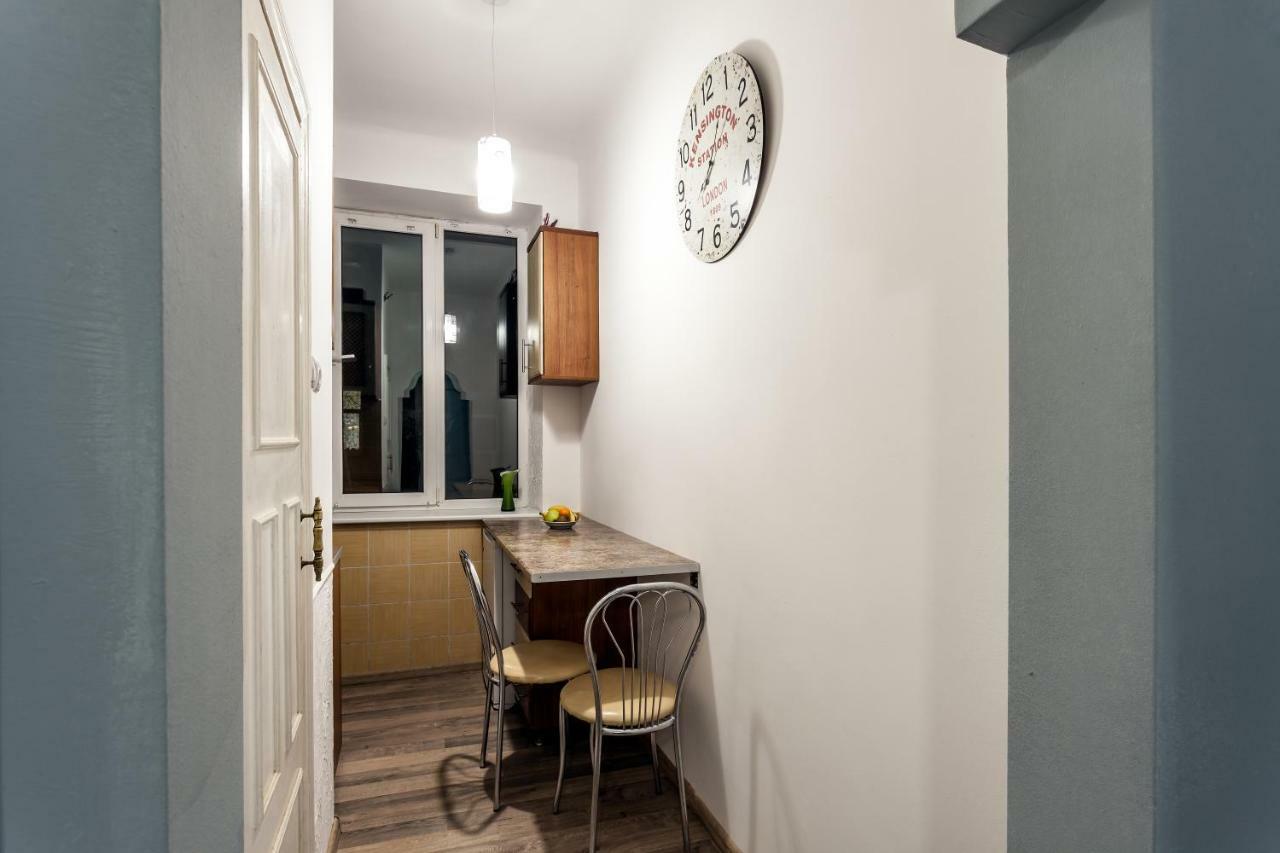 Apartment On Sharanevycha Lviv Dış mekan fotoğraf